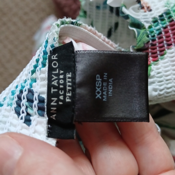 Ann Taylor dress - Picture 7 of 8